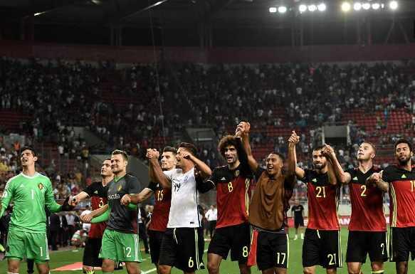  纽卡斯尔绝杀热刺挺进欧冠区  