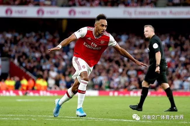  阿尔瓦雷斯制胜球枪手险胜维拉  