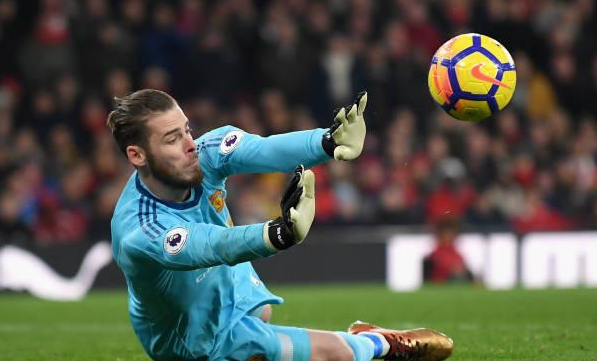  斯特拉斯堡,门将神扑救主,守住珍贵一分